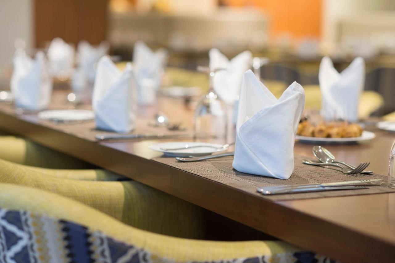 Al Azizia Hotel