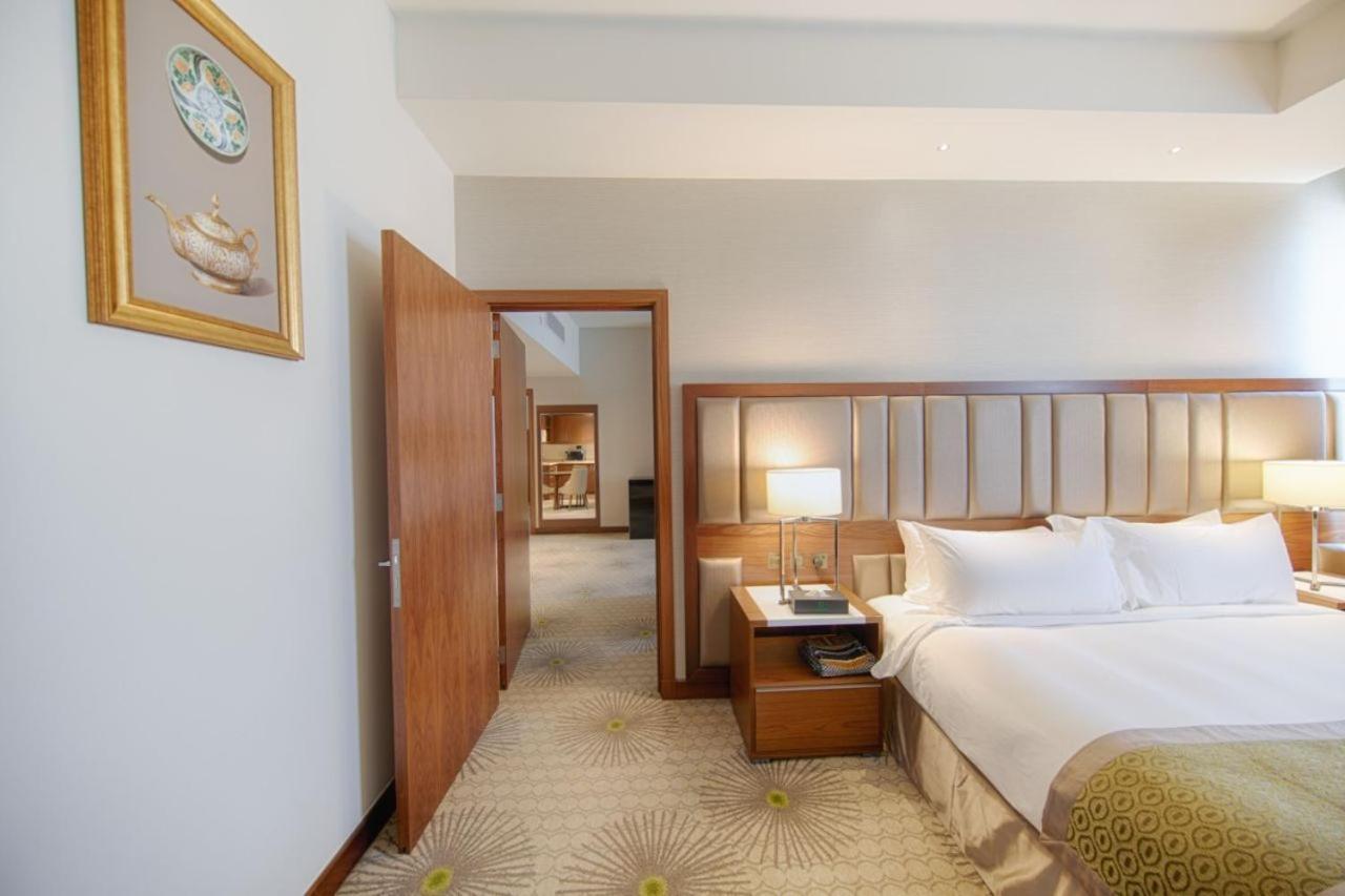 Al Azizia Hotel