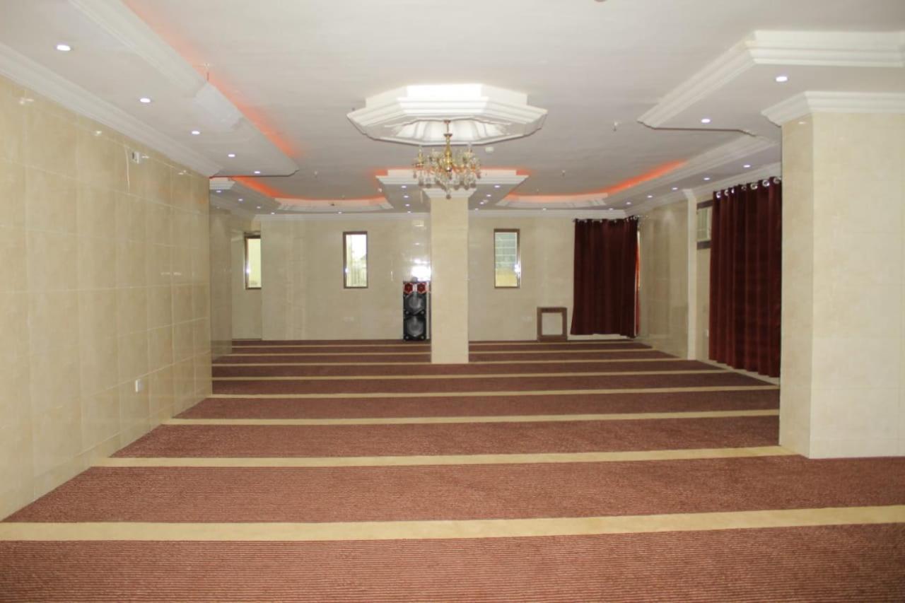 Al Ahbab Al Kobra 2*