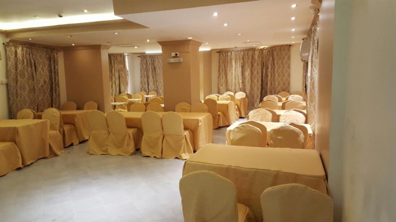 Refaf Al Mashaer Al Fondoqia Hotel
