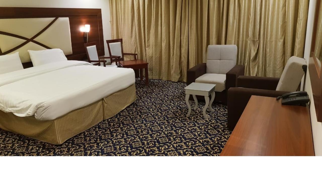 Zewar Al Mashaer Al Qasr