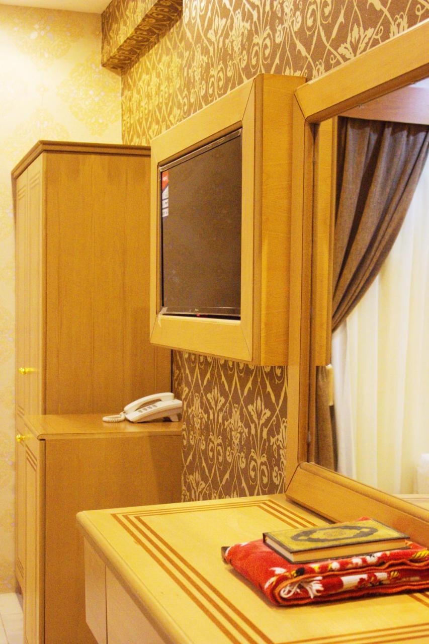 Golden Lamar Hotel *
