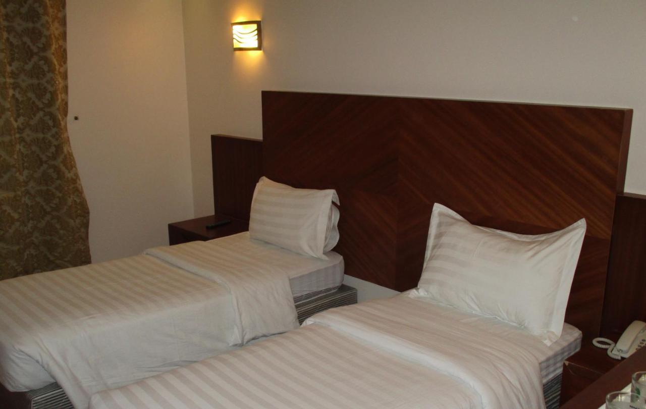 Danat Al Diafa Hotel 3*