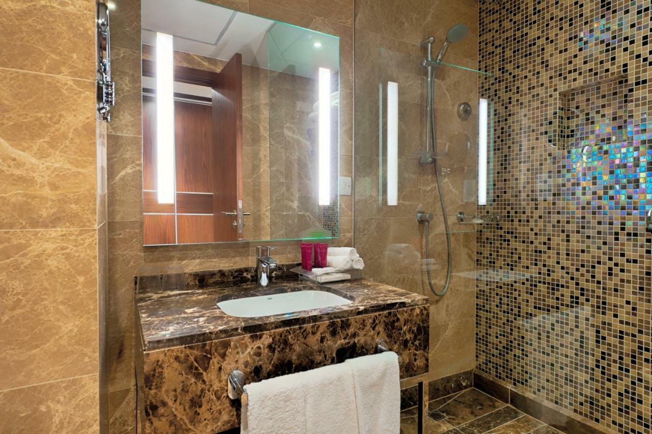 Al Azizia Hotel