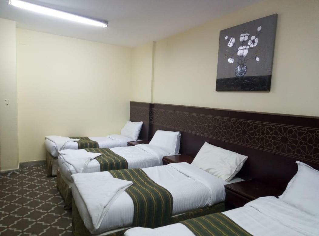 Hotel Manarat Al Hussain *