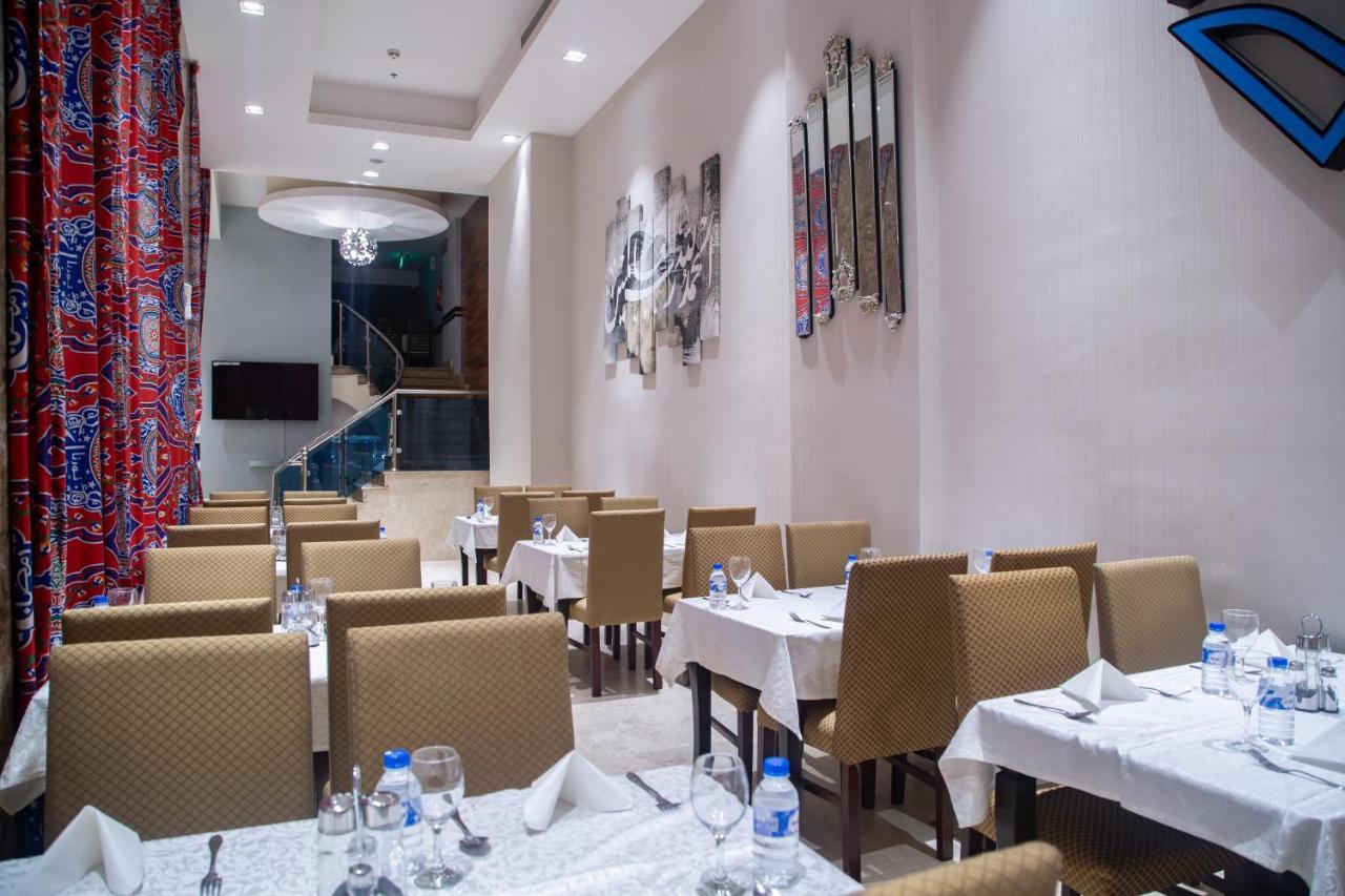 Hotel Al Jawhara Tower