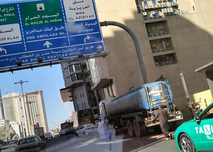 شقة من غرفتين قريبة من الحرم جهة اجياد مسافة12 دقيقة مشي