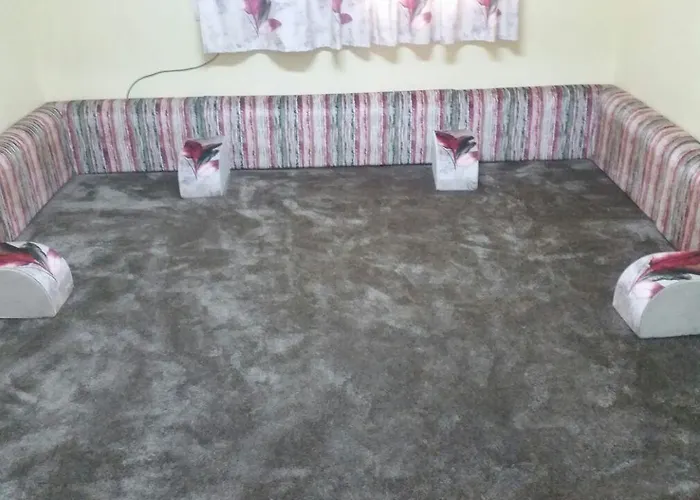 Tera Al- Azizia Apartment