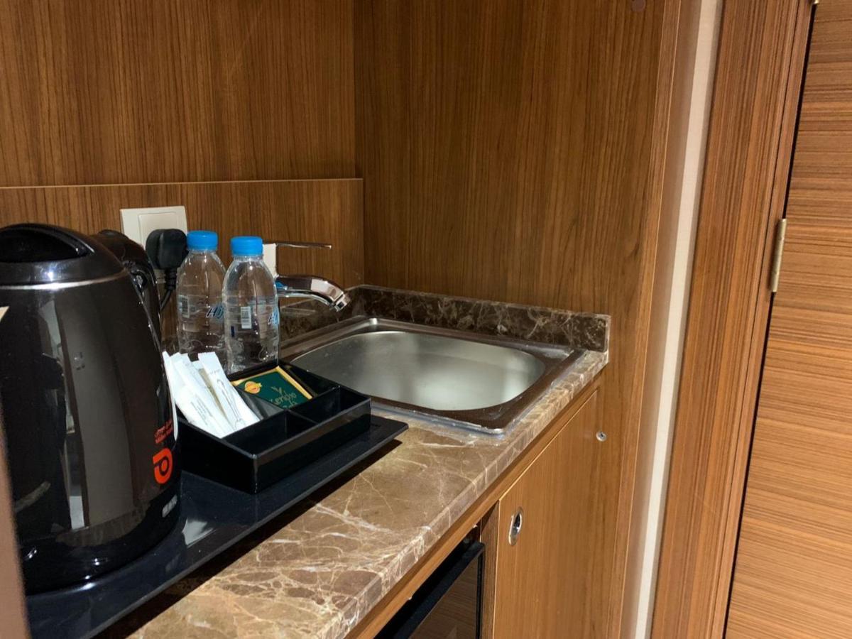 Midan & Al Aziziya Hotel