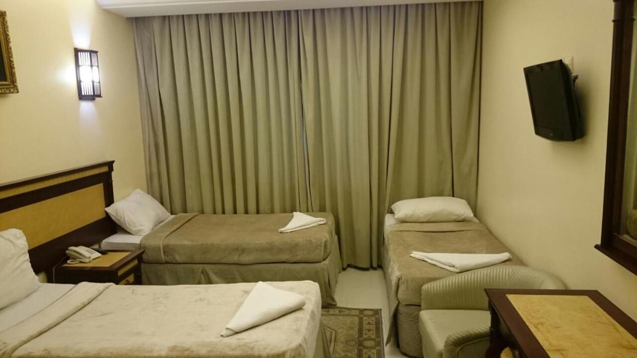 Hotel Al Fajr Al Badea 3 3*
