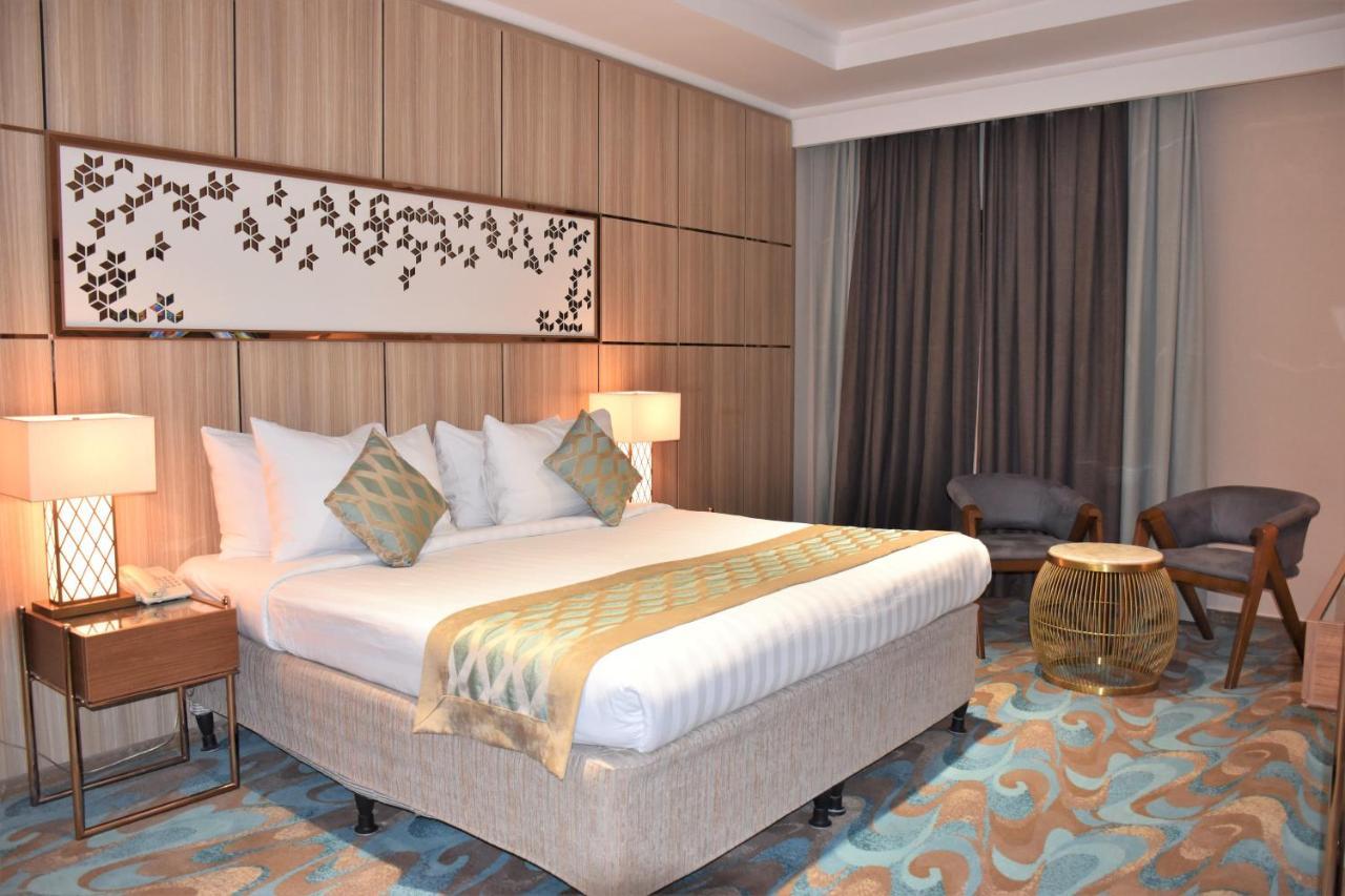Midan & Al Aziziya Hotel 4*