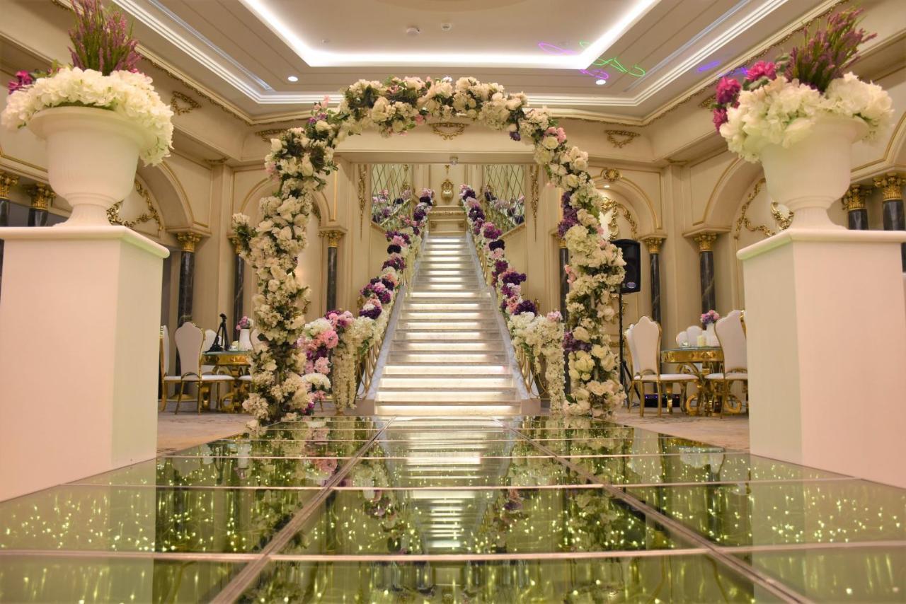 Midan & Al Aziziya