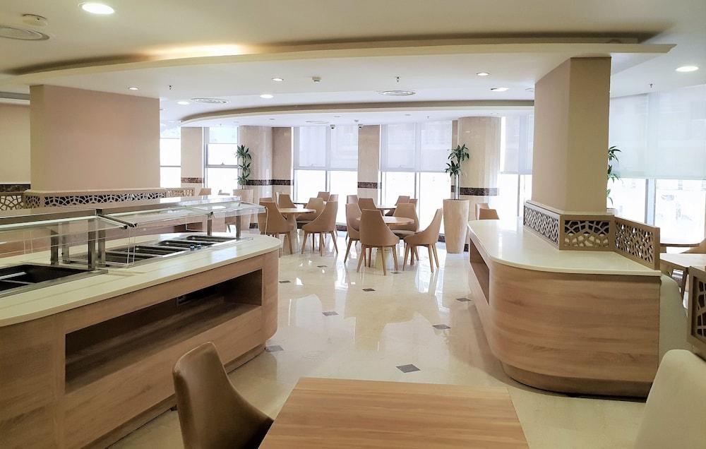 Hotel M Al Dana Makkah By Millennium Mecca