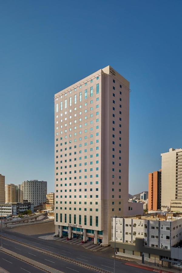 Hotel Makarem Al Bait Al Azizia 4*
