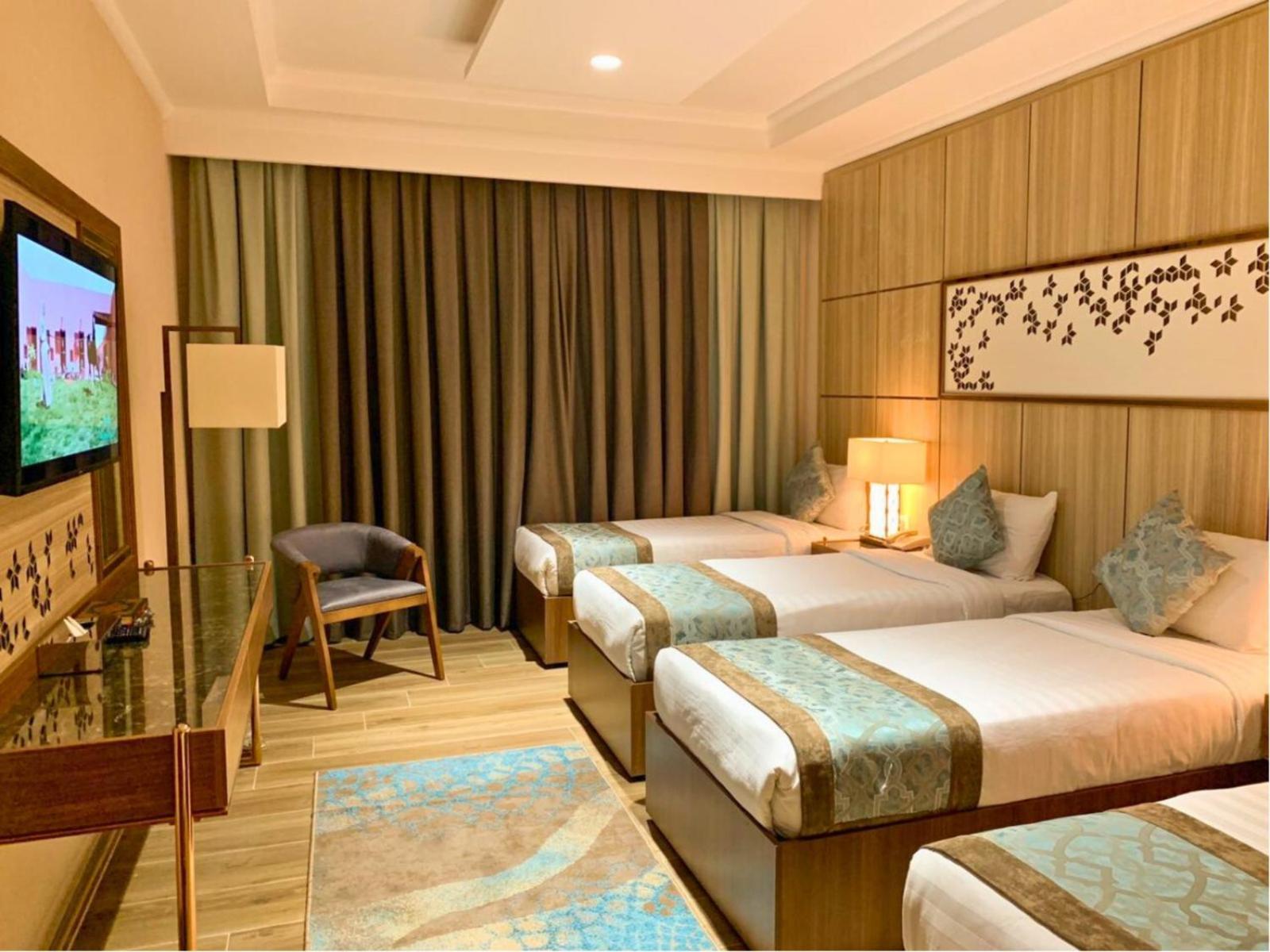 Midan & Al Aziziya Hotel 4*