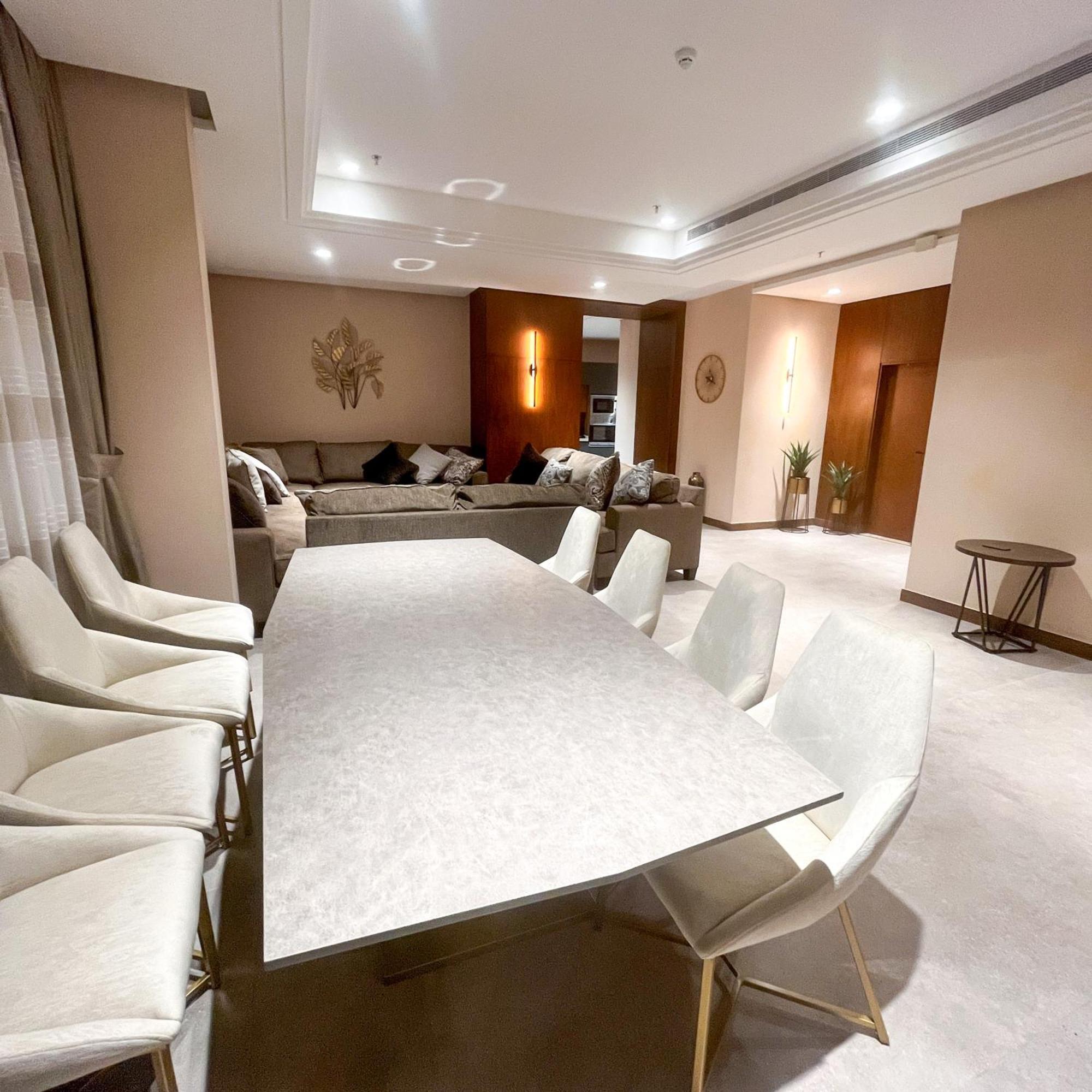 Midan & Al Aziziya 4*