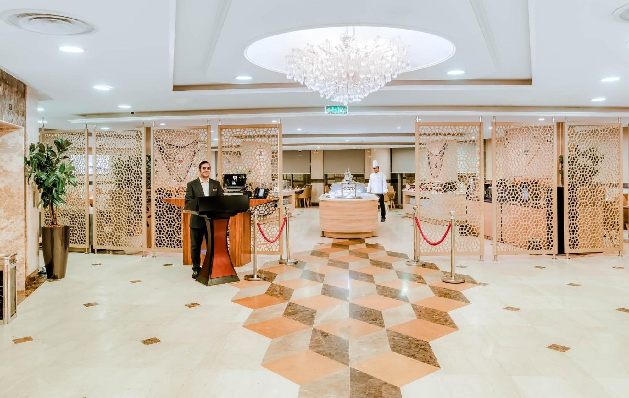 M Al Dana Makkah By Millennium Hotel 4*