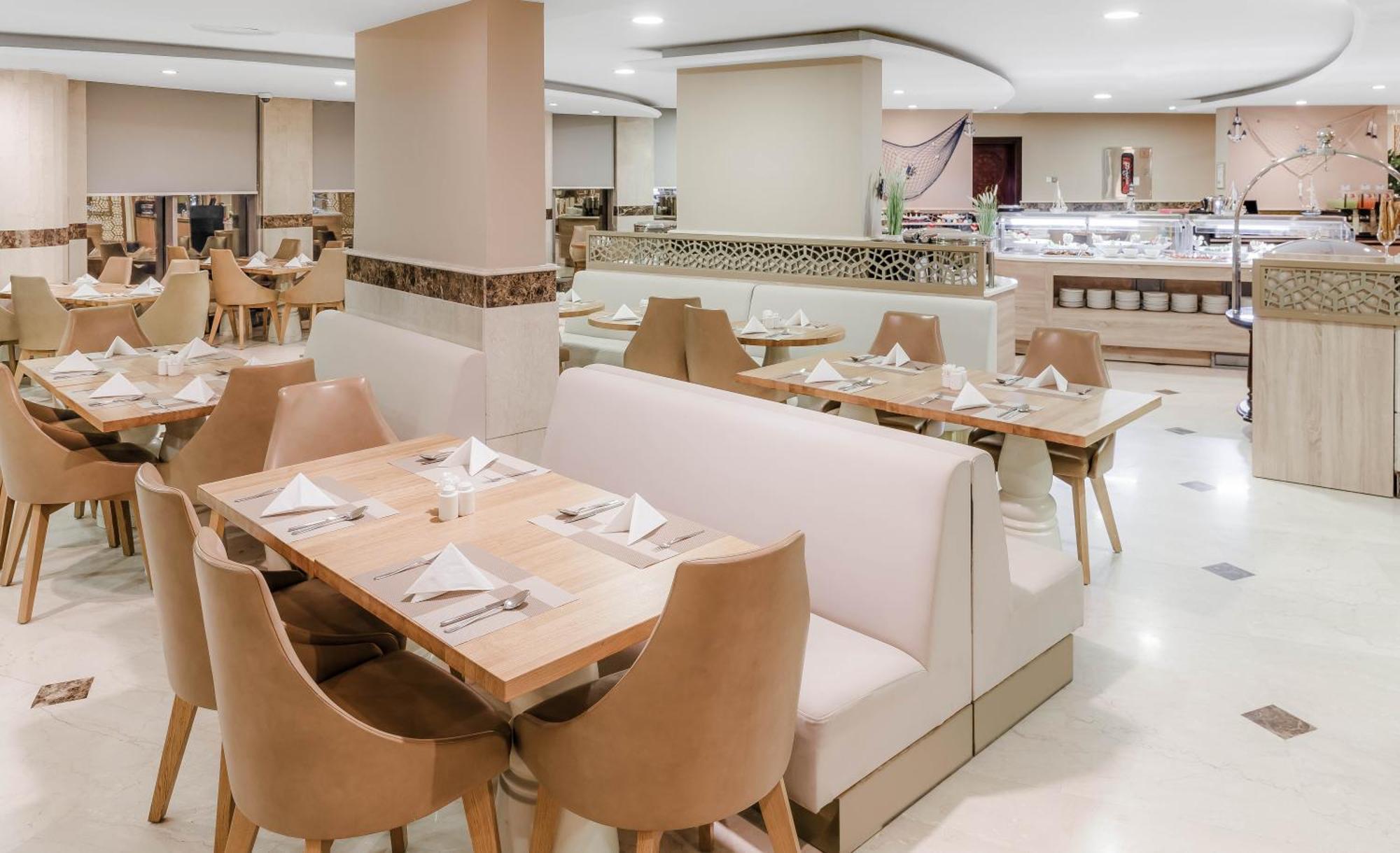 M Al Dana Makkah By Millennium Hotel 4*