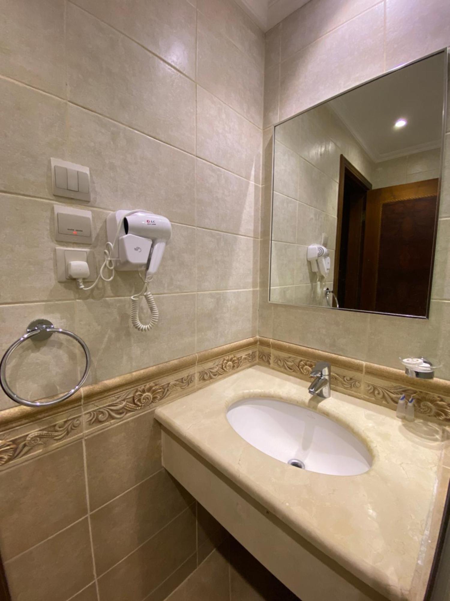 Hotel Araek Al Khlood