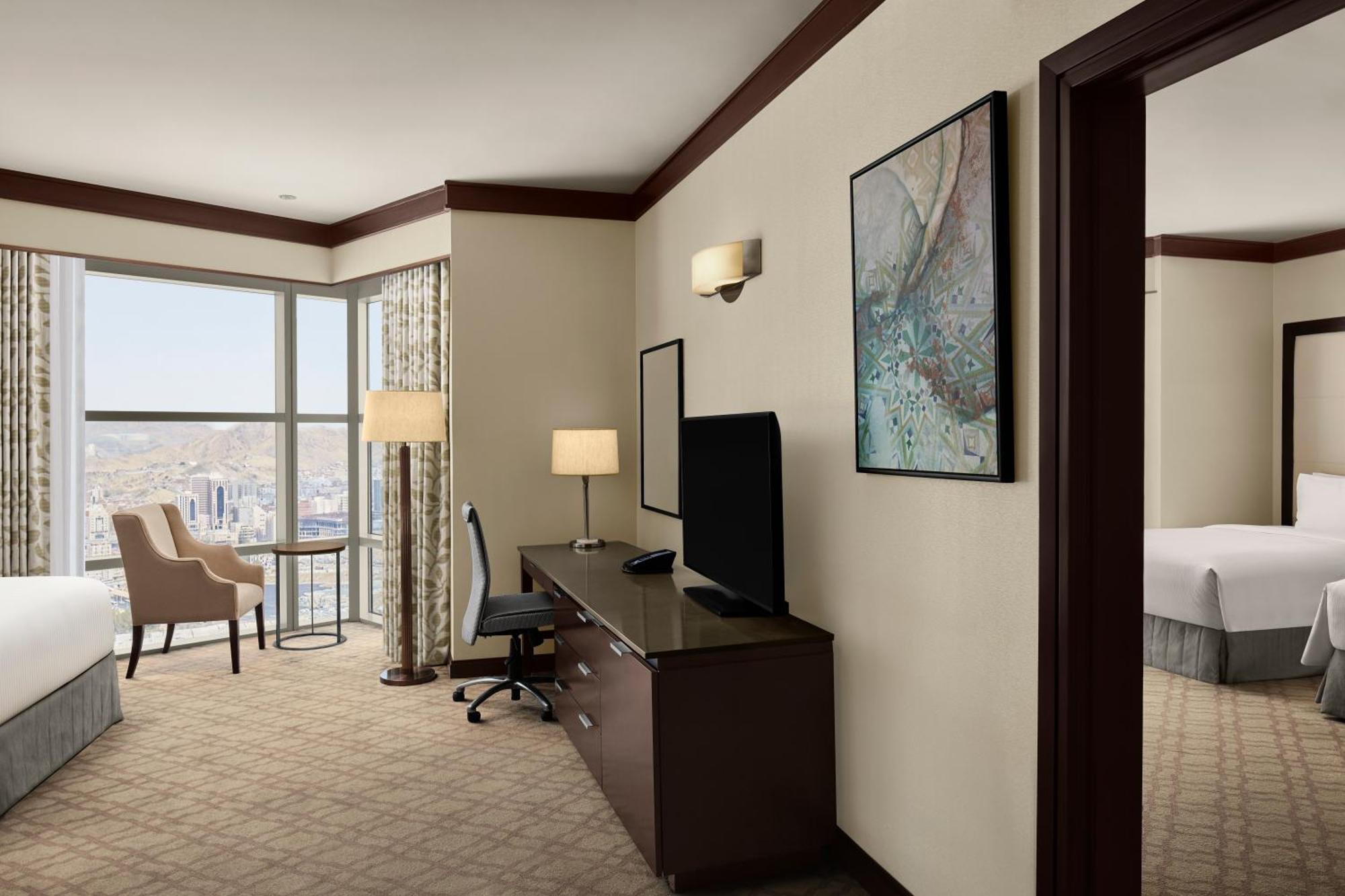 Doubletree By Hilton Jabal Omar Makkah 4*