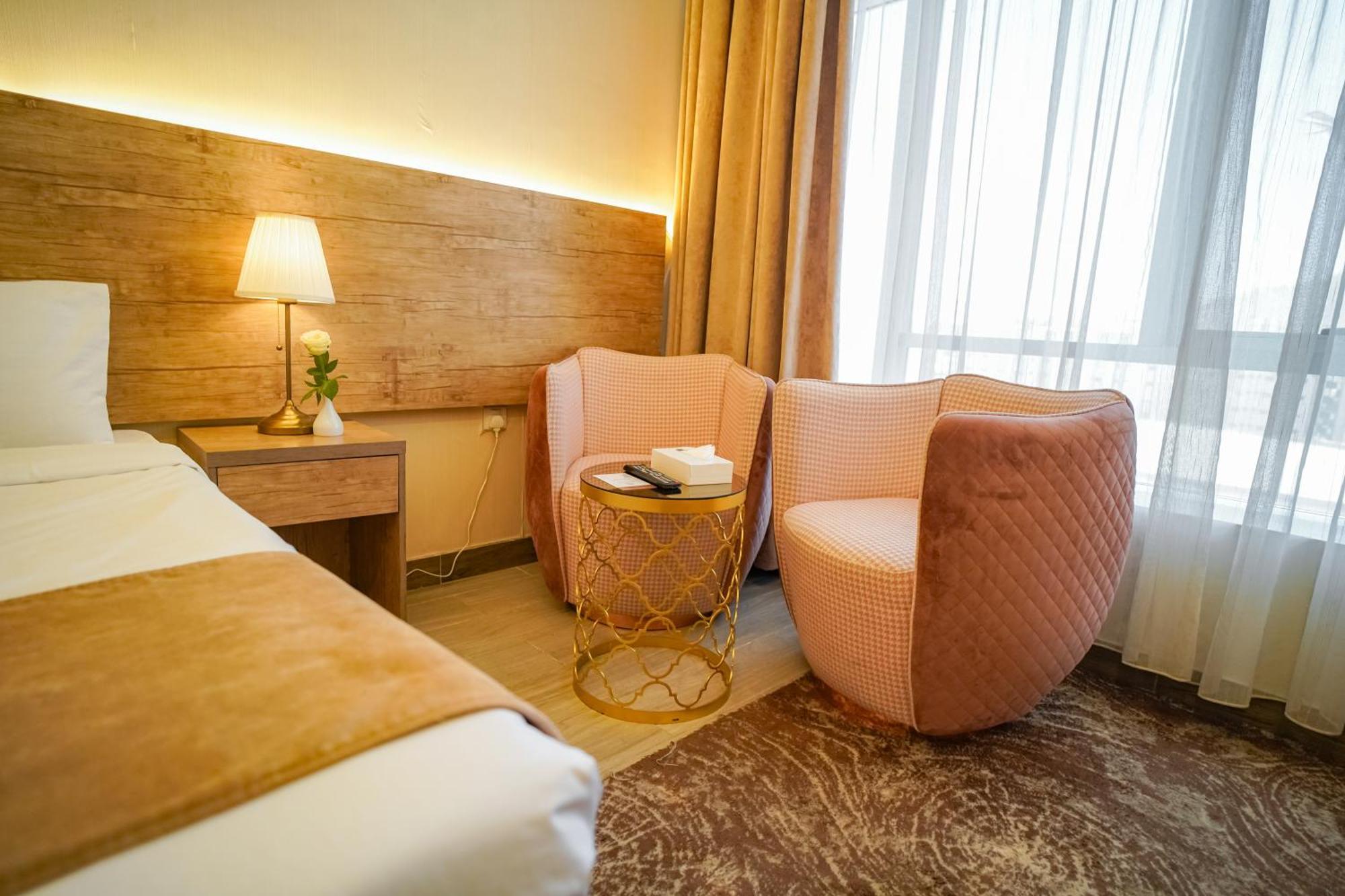 Hotel Emaar Legend *