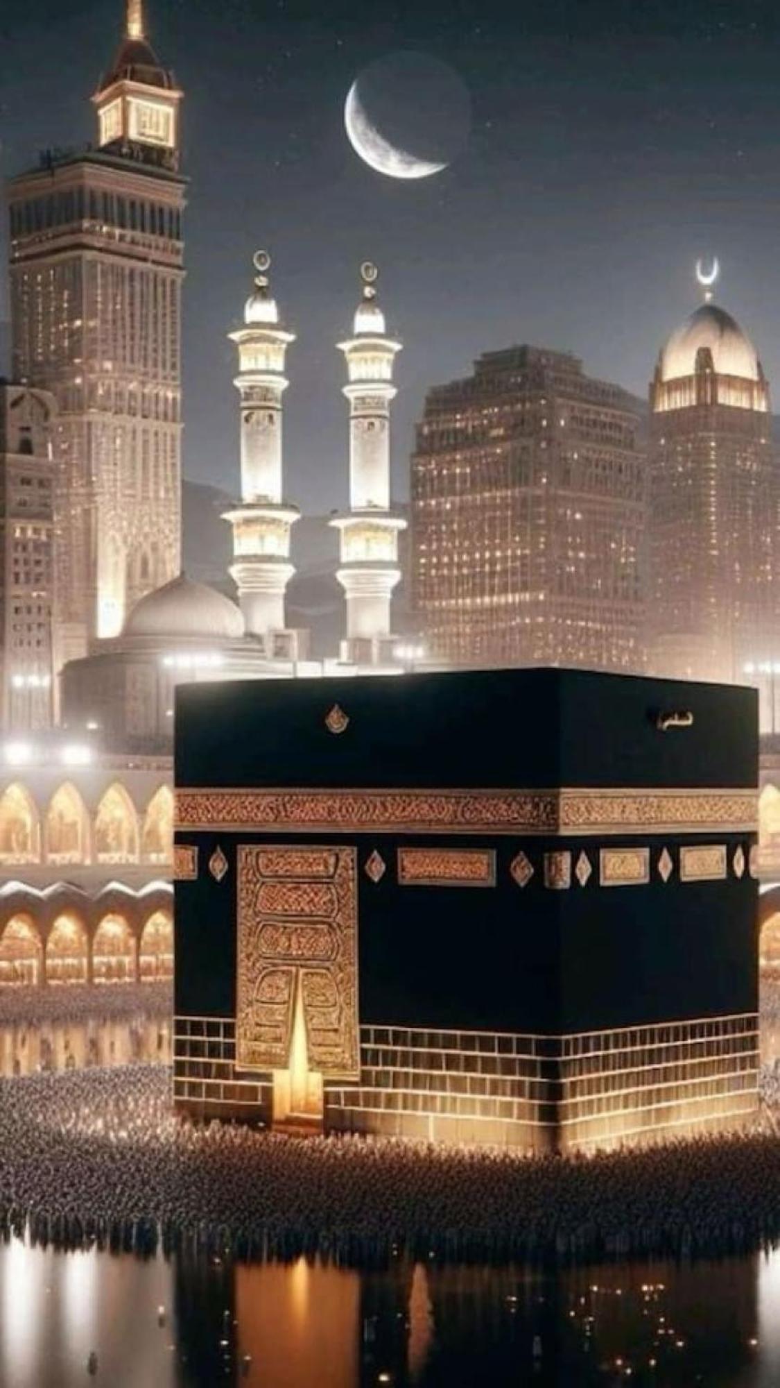 Lux Kaaba Rooftop Pool *