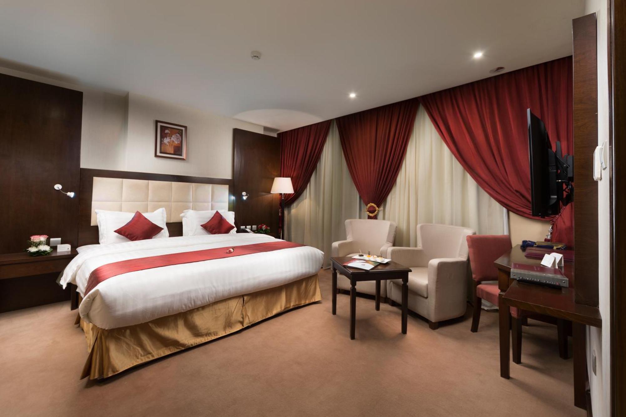 Razana Al Rawdha 4*