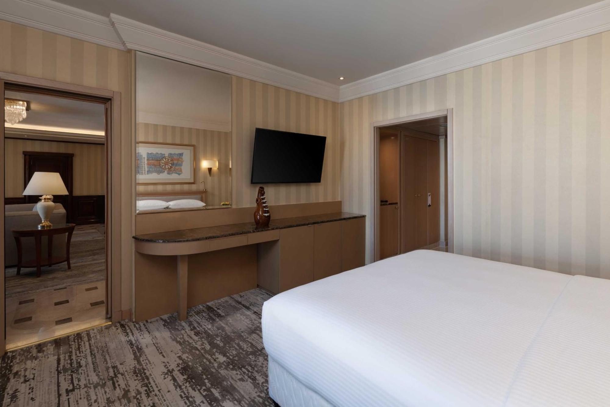 Makkah Hotel 5*