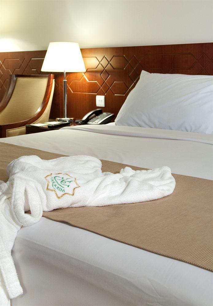 Hotel Makarem Al Bait Al Azizia 4*