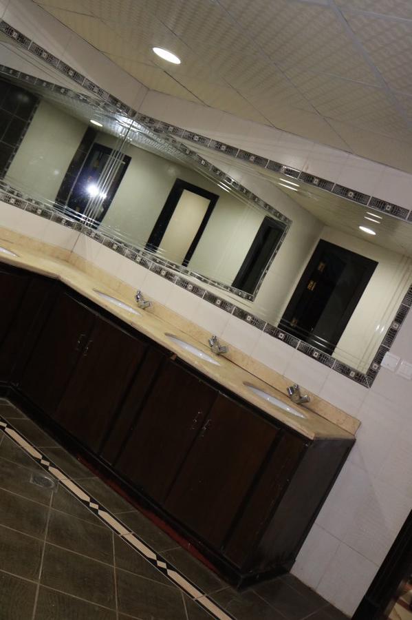 Hotel Iskan 3 2*
