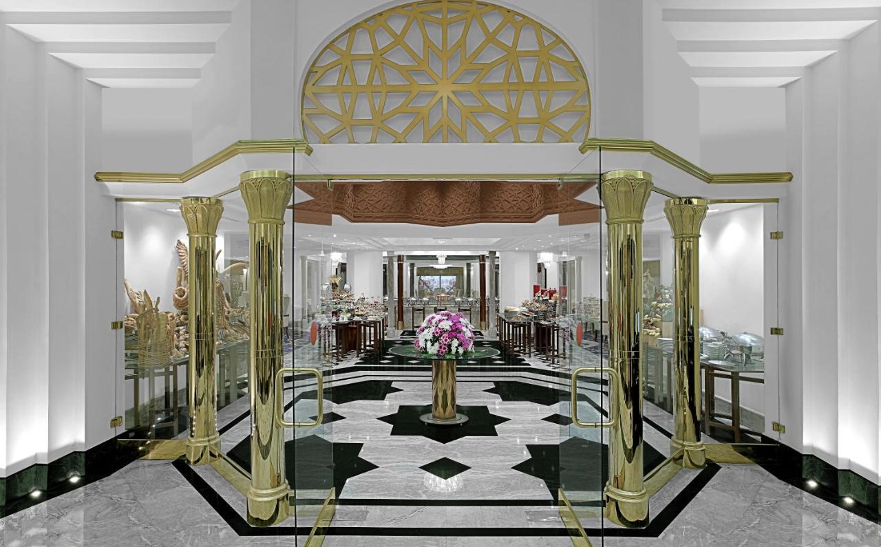 Makkah Hotel 5*