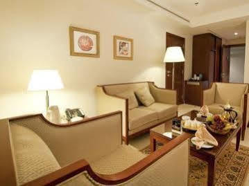 Makarem Al Bait Al Azizia Hotel 4*